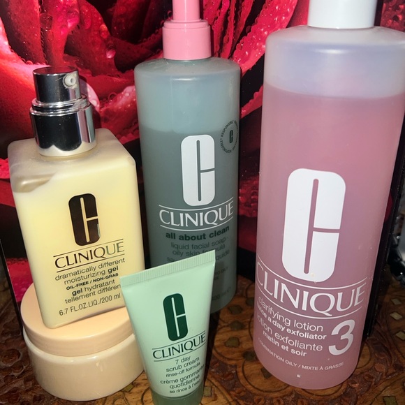 Clinique Other - Clinique Clarifying Lotion with Pink and Green Packaging